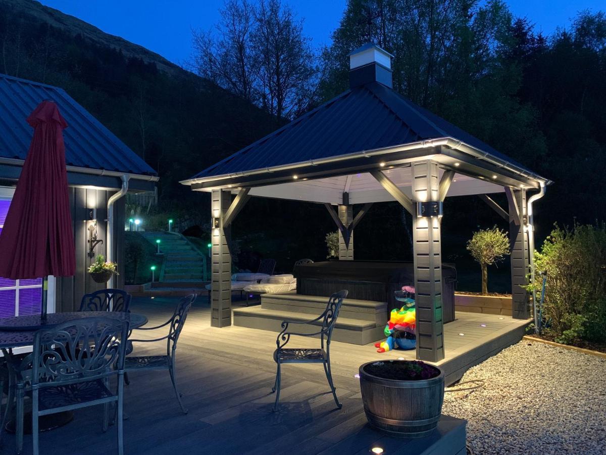 Little Fox Lodge Luxury Hideaway With Hot Tub Glencoe Near Fortwilliam (Adults Only) Extérieur photo